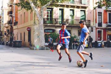 曼城VS水晶宫！争冠命门之战！水晶宫是否为1000万拼命？（配图示意）